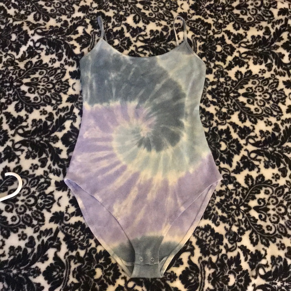 Tye dye body-suit